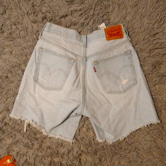 ❤️Levis shorts - Picture 3 of 7